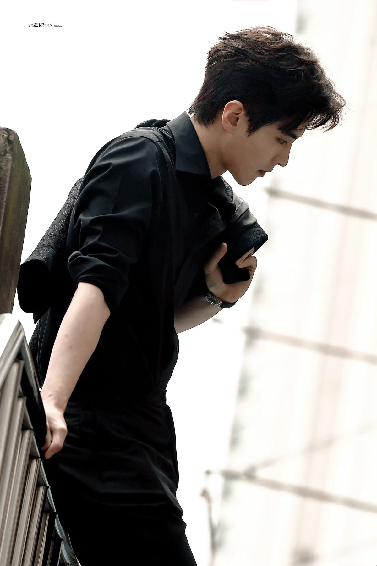 Thay thế qua năm tháng