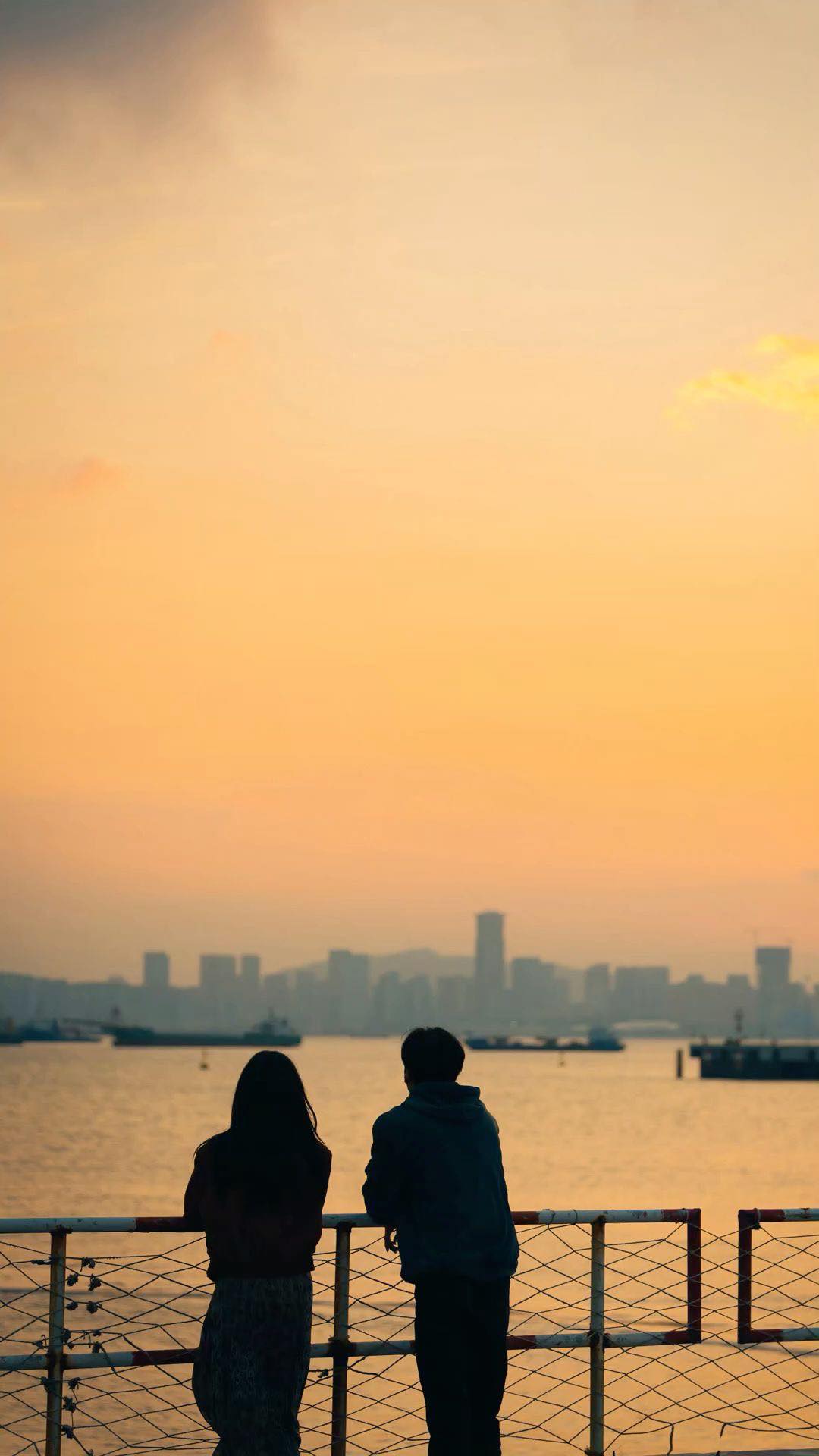 Yêu đương với “nyc" của bạn cùng phòng