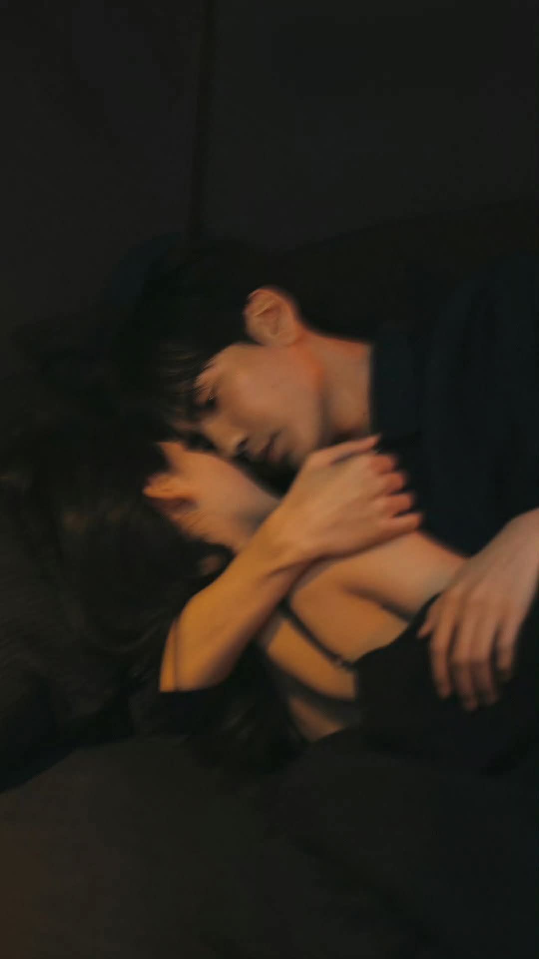 Cảnh sát chìm gặp người yêu cũ