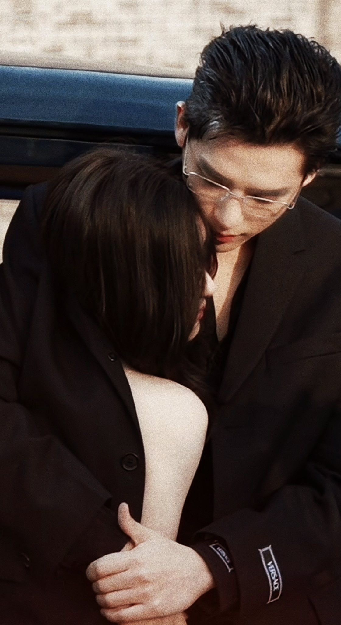 Sau khi ép nam chính lấy mình, tôi bỗng đọc được bình luận