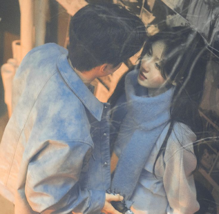 Tại sao kẻ thù không đội trời chung lại thầm yêu tôi